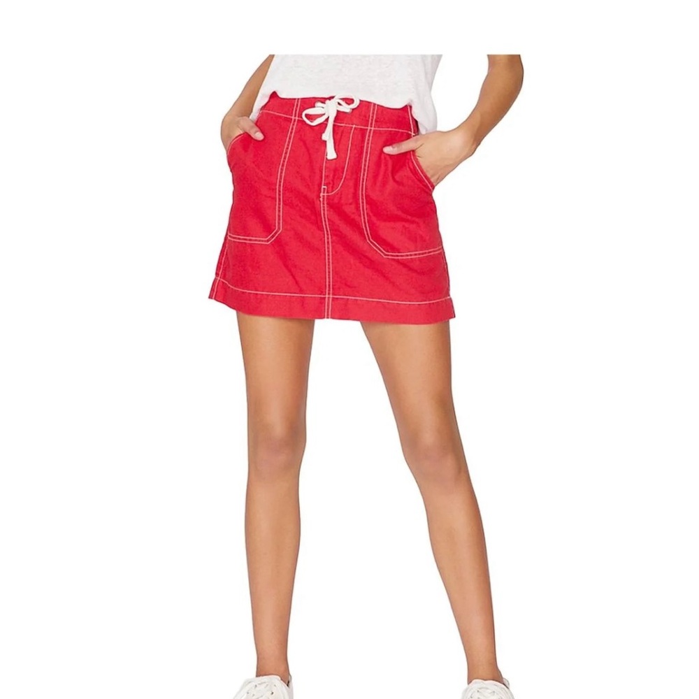 Sanctuary Vibrant Red Skirt with White Accents